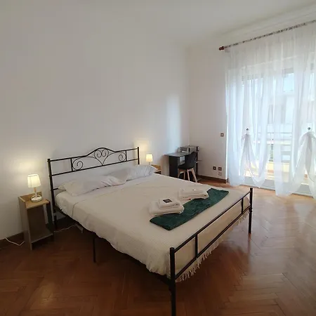 Hostel Dock Bay Lodge - Hostel Triest