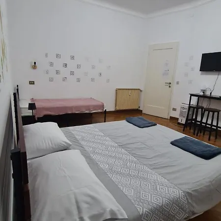 Dock Bay Lodge - Hostel Triest