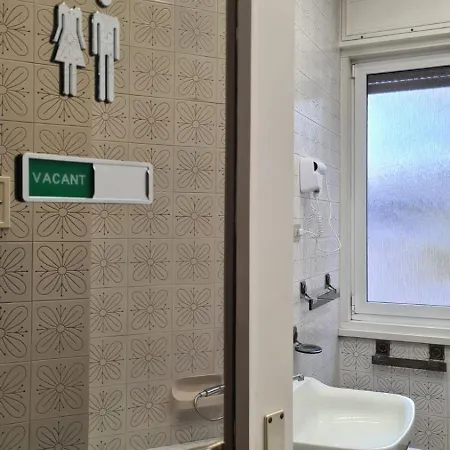 Dock Bay Hostello Hostel *