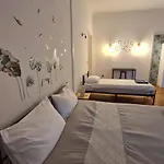 Dock Bay Hostello 的里雅斯特