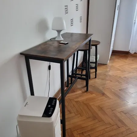 Dock Bay Hostello 호스텔