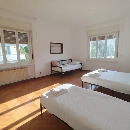 호스텔 Dock Bay Hostello *