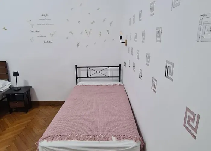 Hostel Dock Bay Hostello *