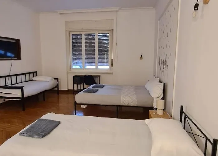 Dock Bay Hostello Trieste